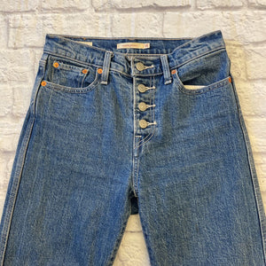 Levi Strauss & Co - Medium