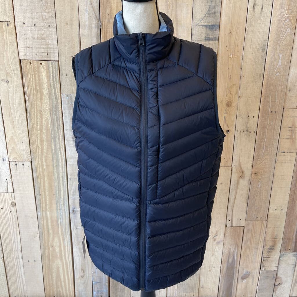 Lands’ End - Small