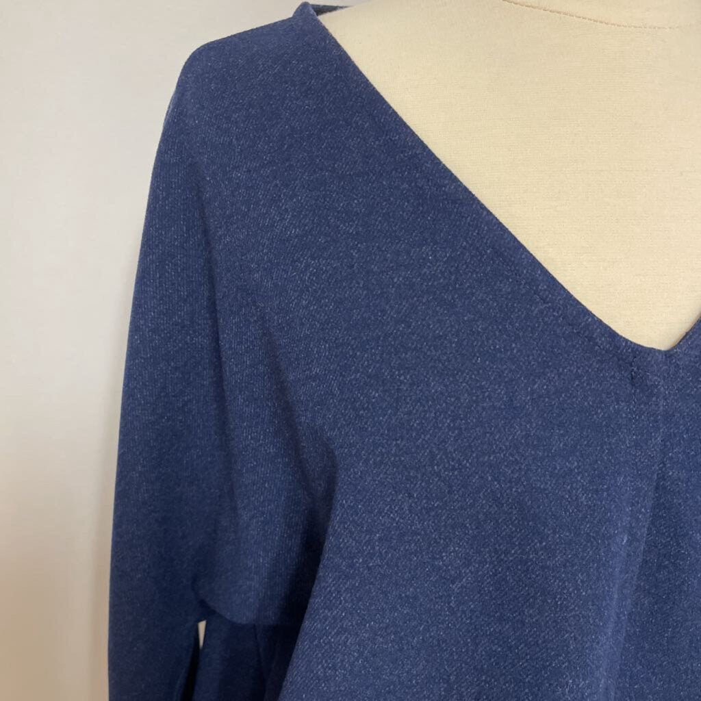 Club Monaco - Medium