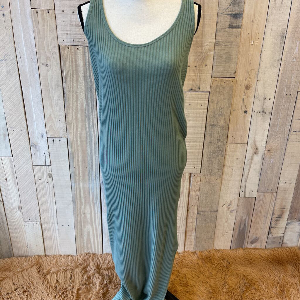 GAP Maternity - Small
