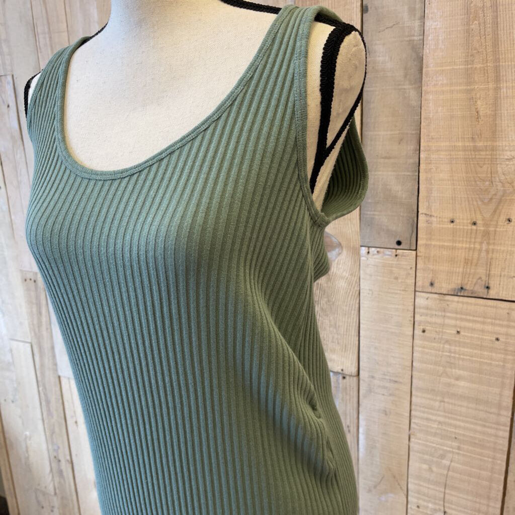 GAP Maternity - Small