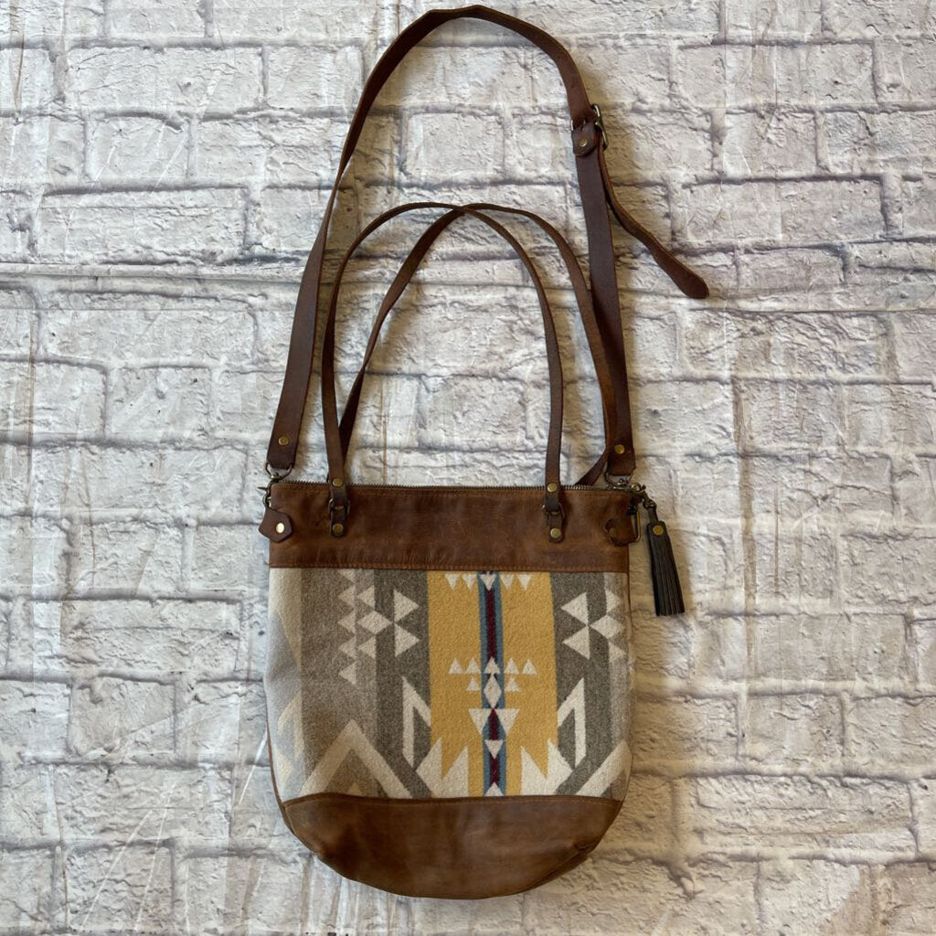 Miscellaneous - Tote Purse