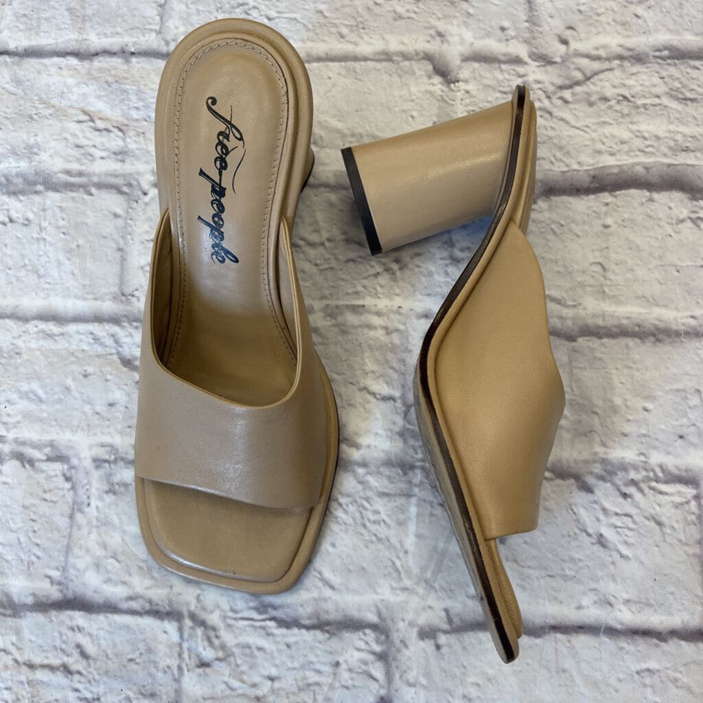 Free People - 38.5