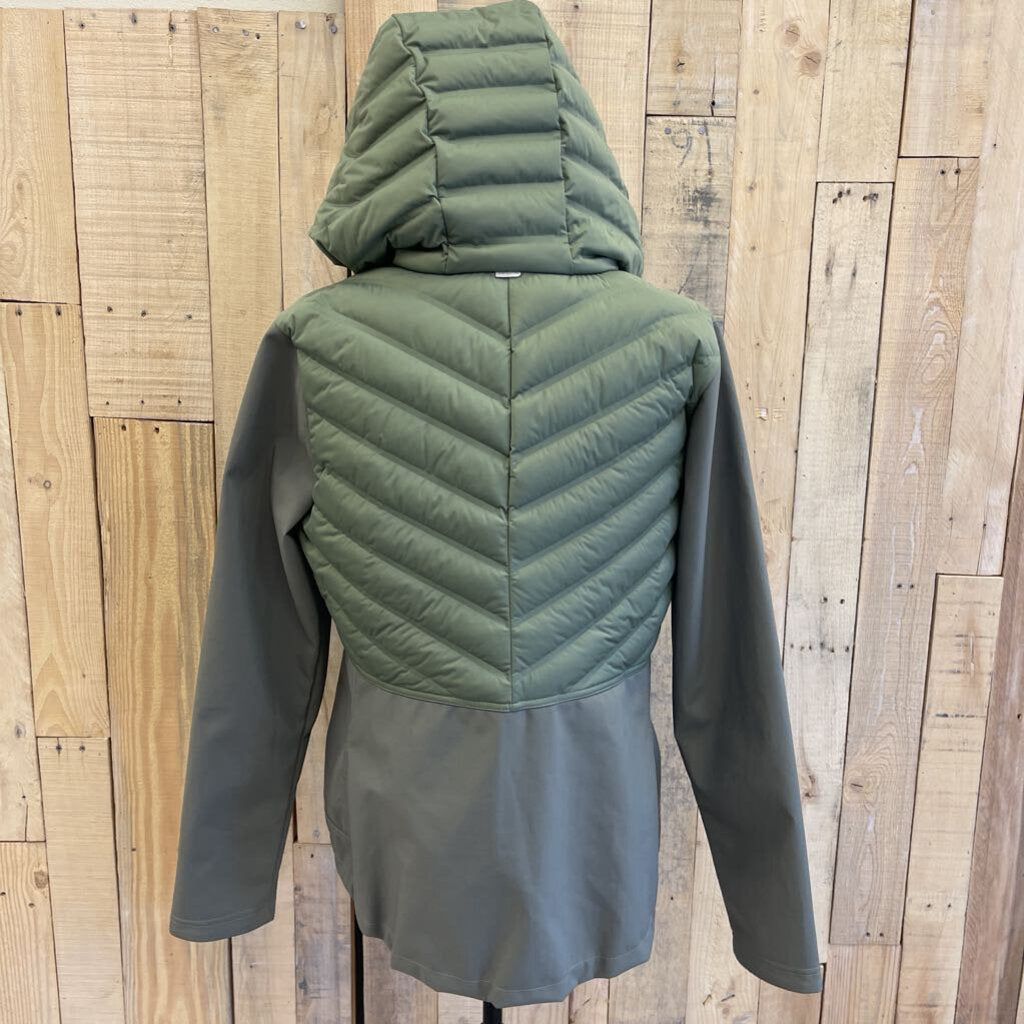 Mountain Hardwear - Large