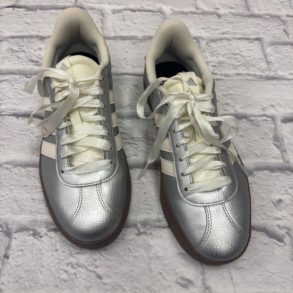 Adidas - 9.5