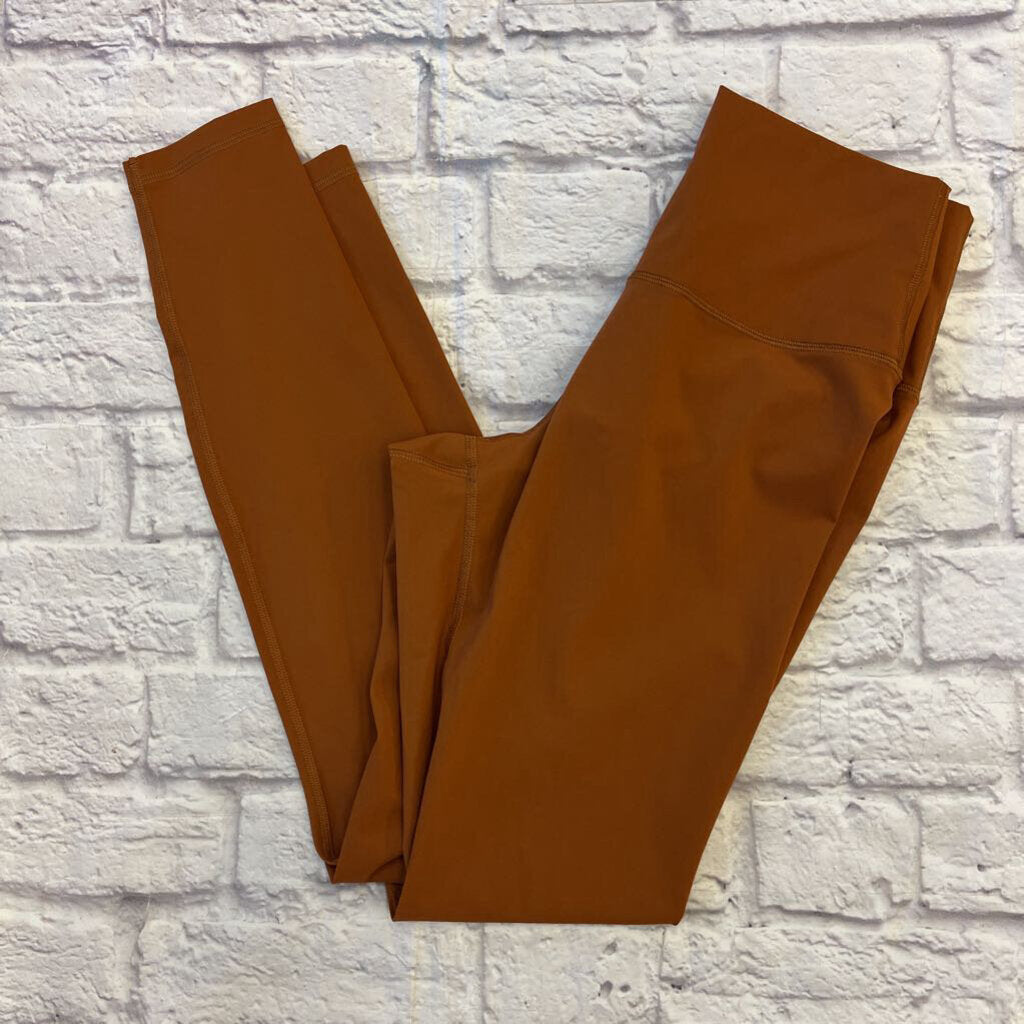 Everlane - Medium