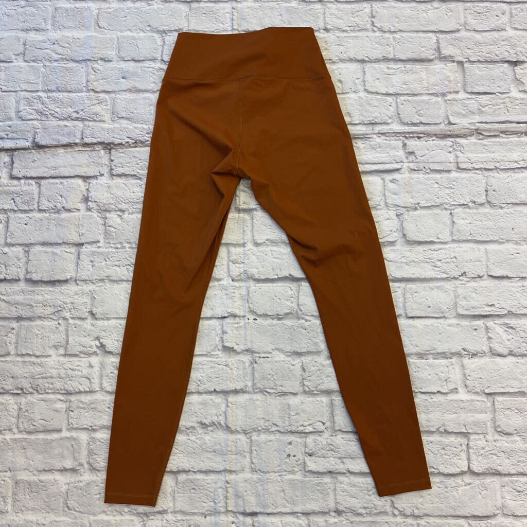 Everlane - Medium