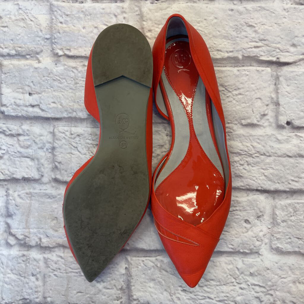 Alexander McQueen - 39