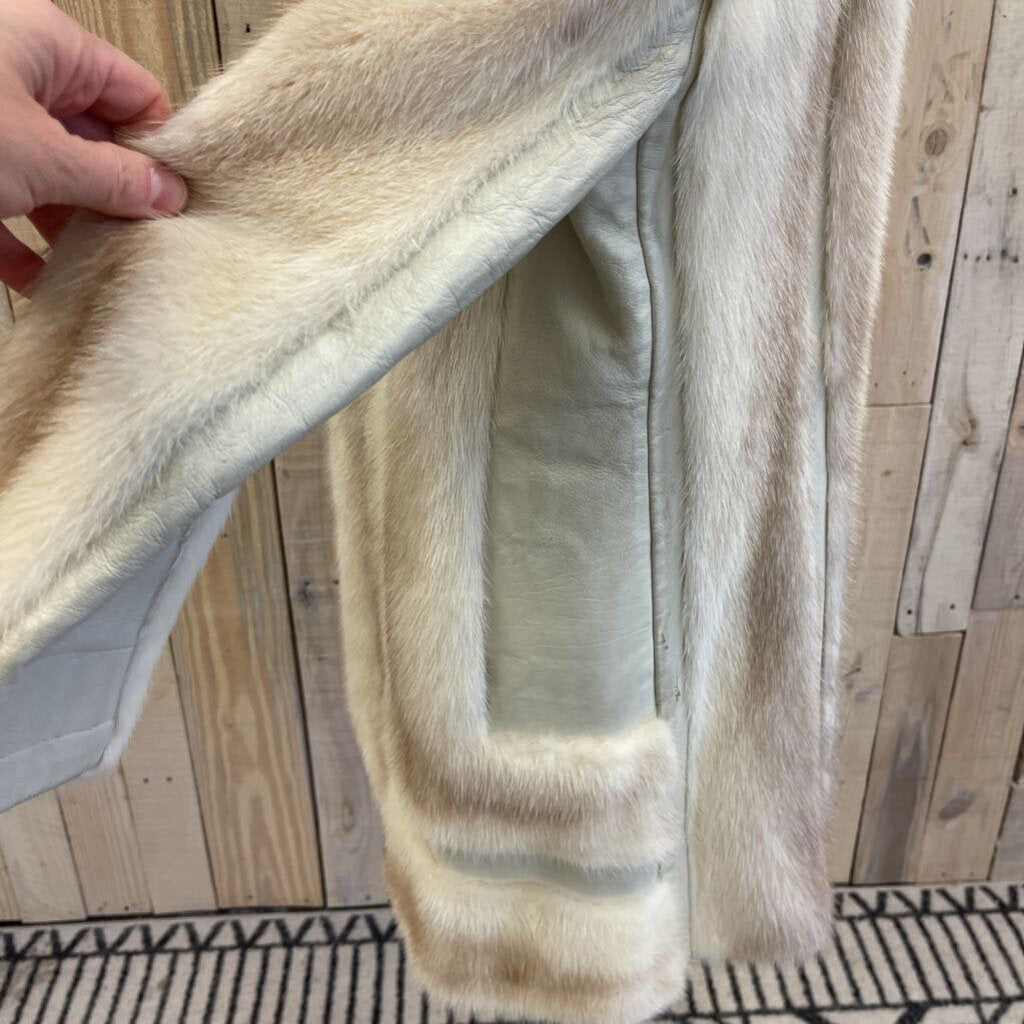 Martin Victor Furs - ~Medium