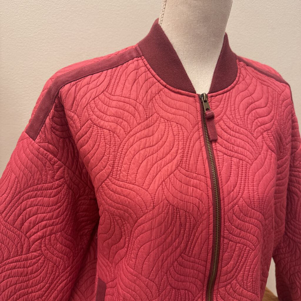 Anthropologie - Medium