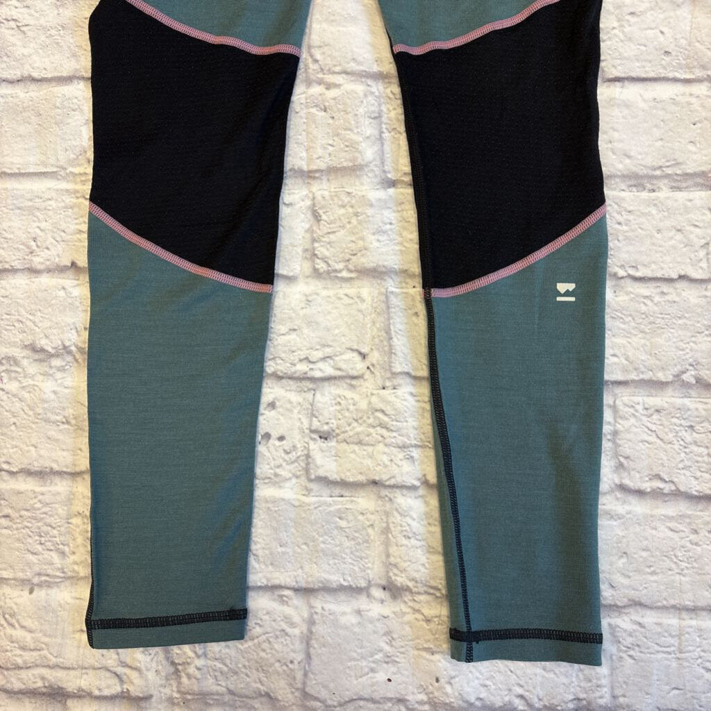 Mons Royale - XSmall