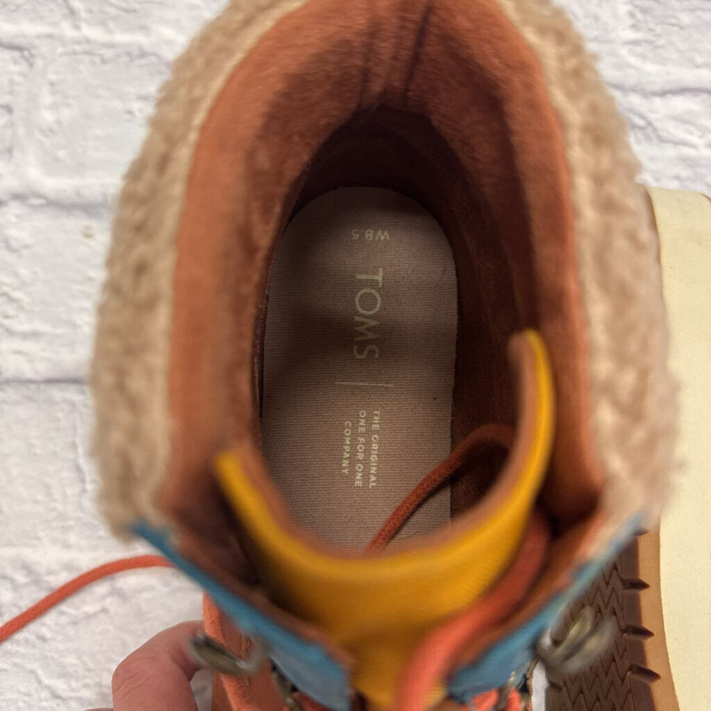 Toms - 8.5